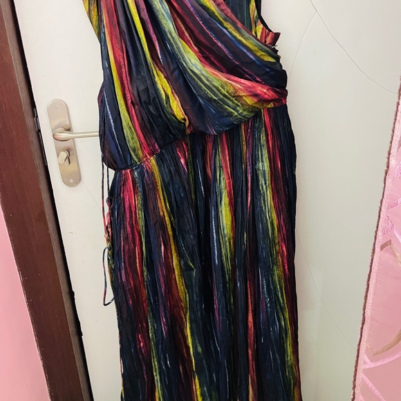 Black Multi colour gown , off shoulder with belt ! - Picture 11 of 13